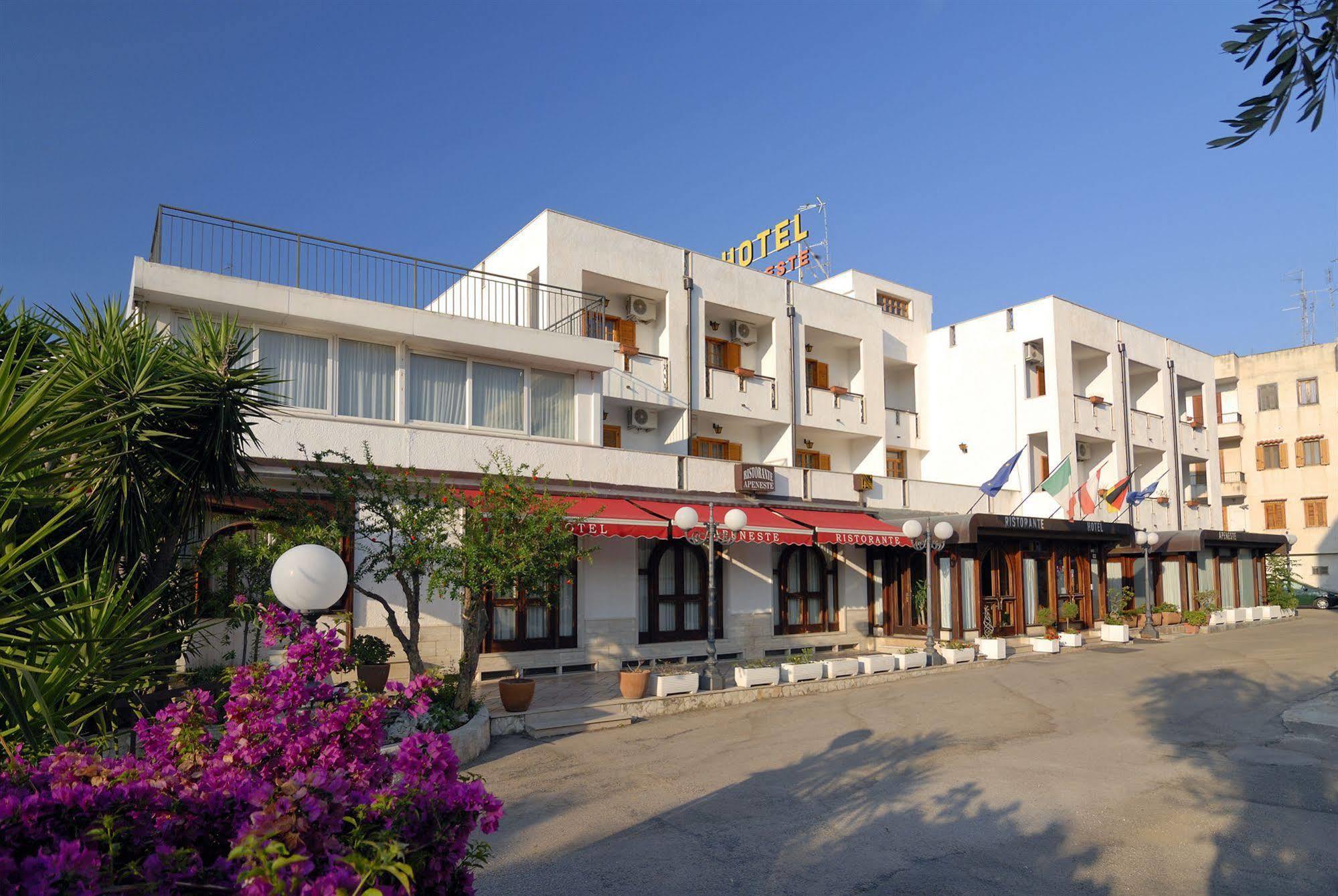Hotel Apeneste Mattinata Ngoại thất bức ảnh